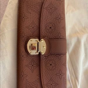 Louis Vuitton vintage Sarah like style wallet